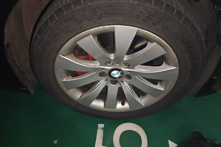 Used BMW 7 Series 2009 740Li Leading Model Right Front Wheel Hub