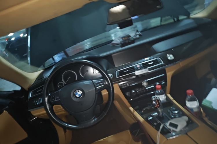 Used BMW 7 Series 2009 730Li Luxury Model Steering Wheel