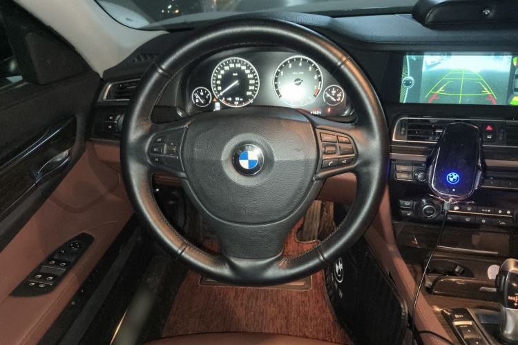 Used BMW 7 Series 2009 740Li Leading Model Steering Wheel