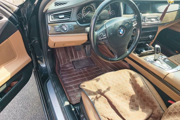 Used BMW 7 Series 2009 730Li Luxury Model Steering Wheel