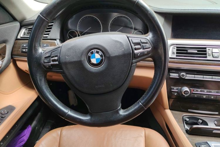 Used BMW 7 Series 2009 740Li Leading Model Steering Wheel