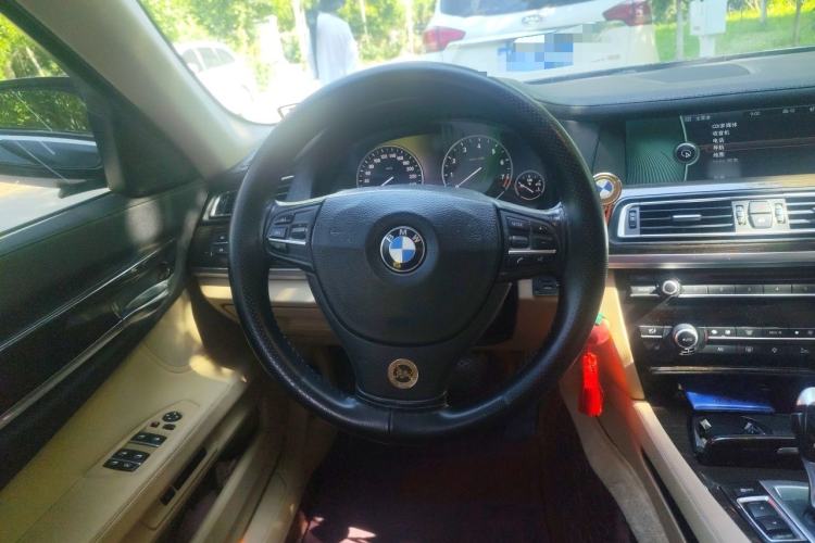 Used BMW 7 Series 2009 740Li Leading Model Steering Wheel