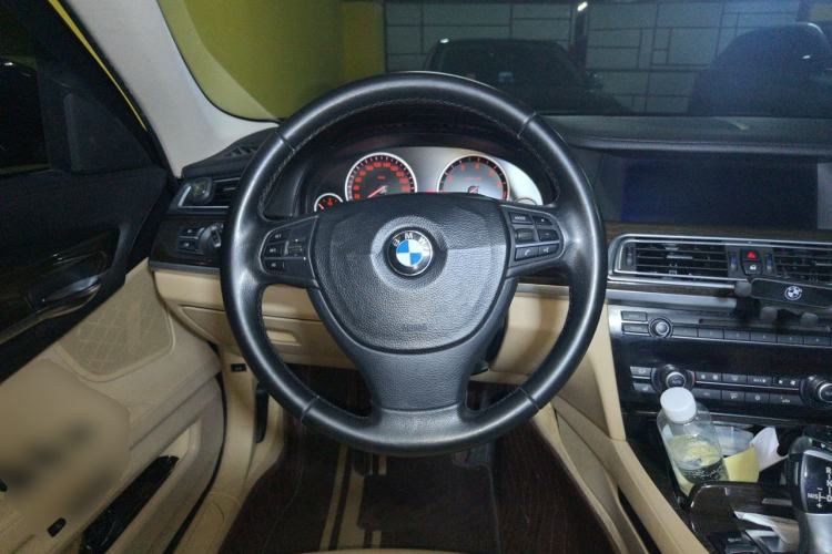 Used BMW 7 Series 2009 740Li Leading Model Steering Wheel