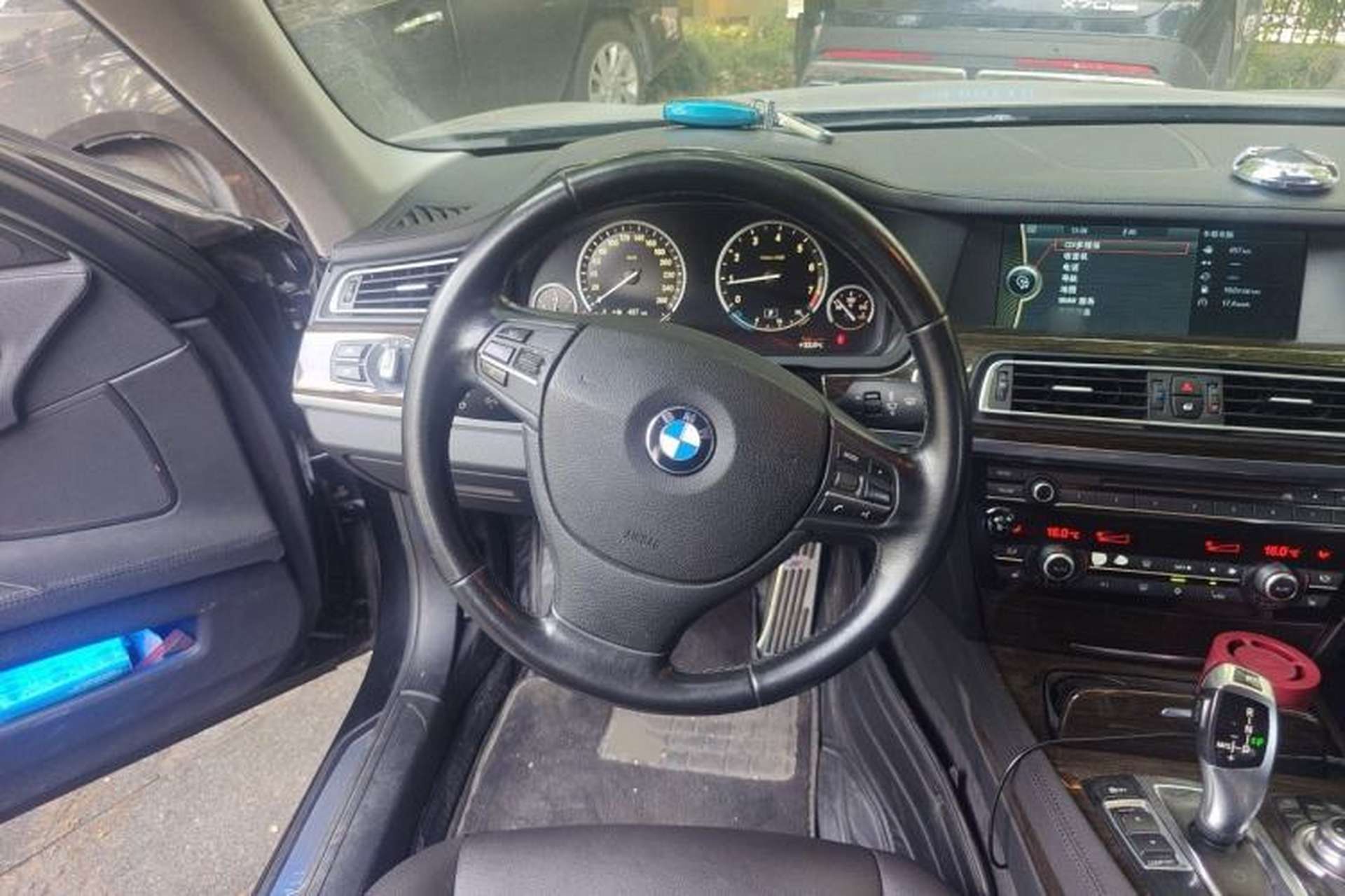 Used BMW 7 Series 2009 740Li Leading Model Steering Wheel