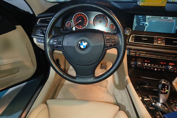 Used BMW 7 Series 2009 740Li Leading Model Steering Wheel