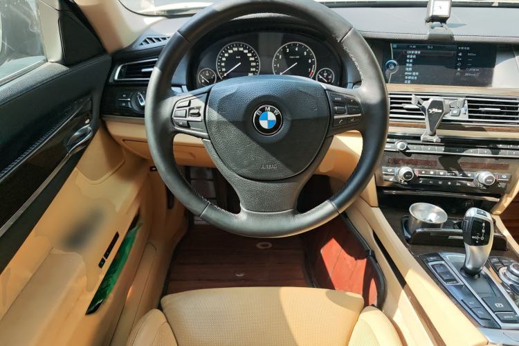 Used BMW 7 Series 2009 730Li Leading Model Steering Wheel