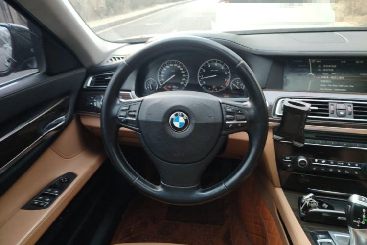 Used BMW 7 Series 2009 730Li Luxury Model Steering Wheel