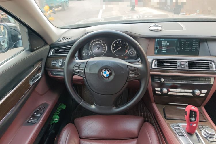 Used BMW 7 Series 2009 740Li Luxury Model Steering Wheel