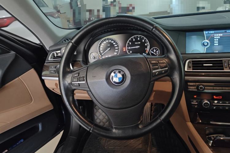 Used BMW 7 Series 2009 730Li Luxury Model Steering Wheel