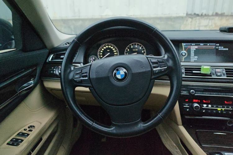 Used BMW 7 Series 2009 730Li Luxury Model Steering Wheel
