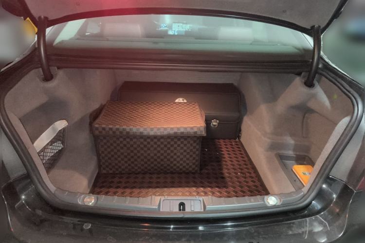 Used BMW 7 Series 2009 740Li Leading Model Trunk