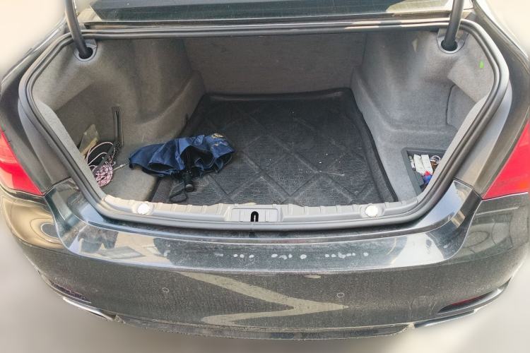 Used BMW 7 Series 2009 730Li Luxury Model Trunk