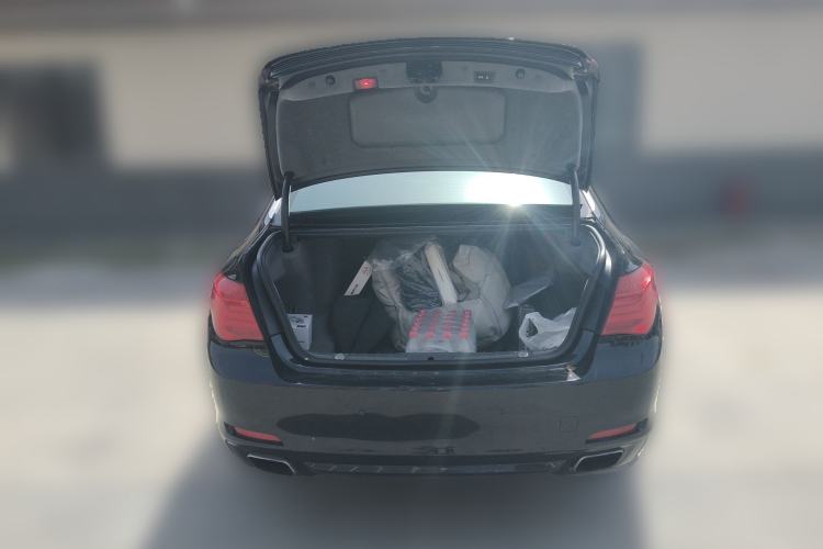 Used BMW 7 Series 2009 740Li Leading Model Trunk