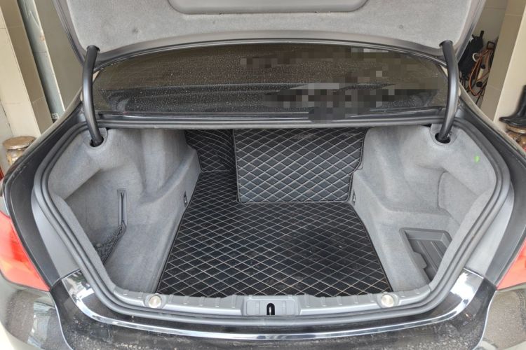 Used BMW 7 Series 2009 730Li Luxury Model Trunk