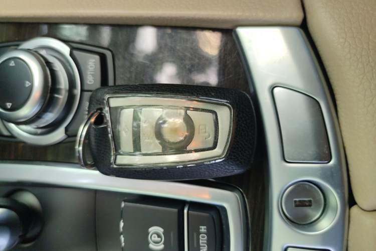 Used BMW 7 Series 2009 740Li Luxury Model Vehicle Key