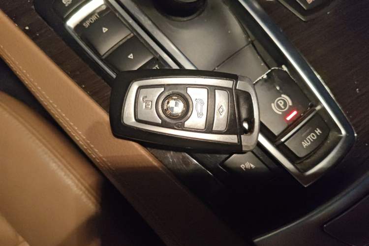 Used BMW 7 Series 2009 740Li Leading Model Vehicle Key