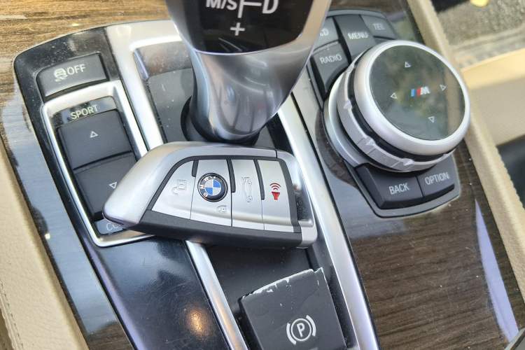 Used BMW 7 Series 2009 730Li Luxury Model Vehicle Key