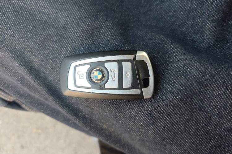 Used BMW 7 Series 2009 740Li Luxury Model Vehicle Key