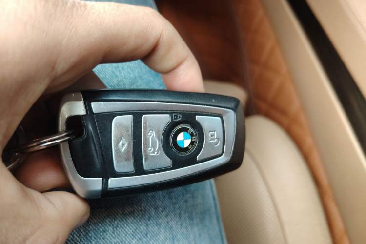 Used BMW 7 Series 2009 730Li Luxury Model Vehicle Key