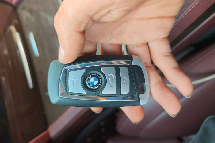 Used BMW 7 Series 2009 740Li Luxury Model Vehicle Key
