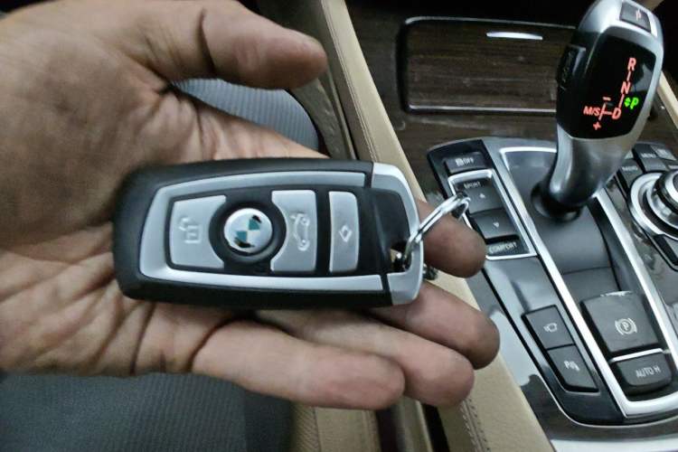 Used BMW 7 Series 2009 730Li Luxury Model Vehicle Key