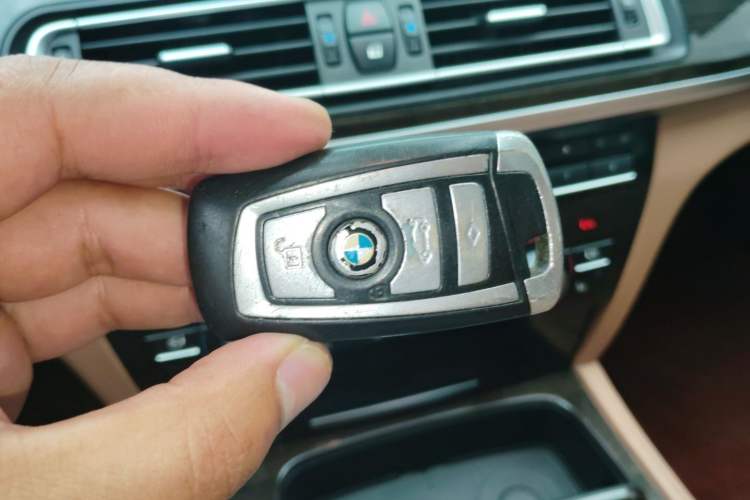Used BMW 7 Series 2009 740Li Leading Model Vehicle Key
