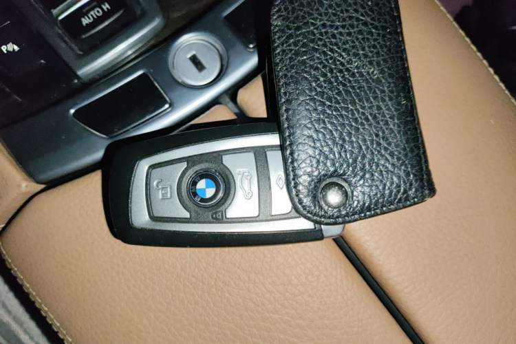 Used BMW 7 Series 2009 740Li Luxury Model Vehicle Key