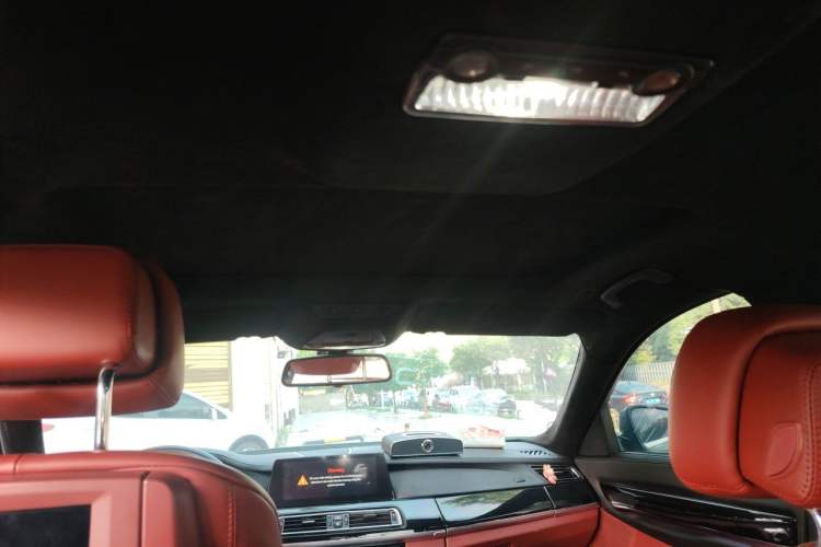 Used BMW 7 Series 2009 740Li Luxury Model Headliner