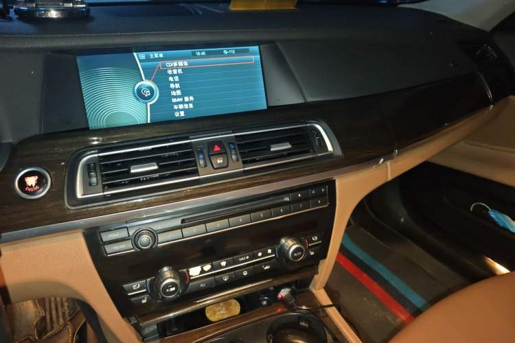 Used BMW 7 Series 2009 740Li Leading Model Audio And AC Panel