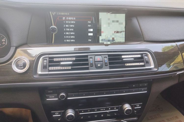 Used BMW 7 Series 2009 730Li Luxury Model Audio And AC Panel