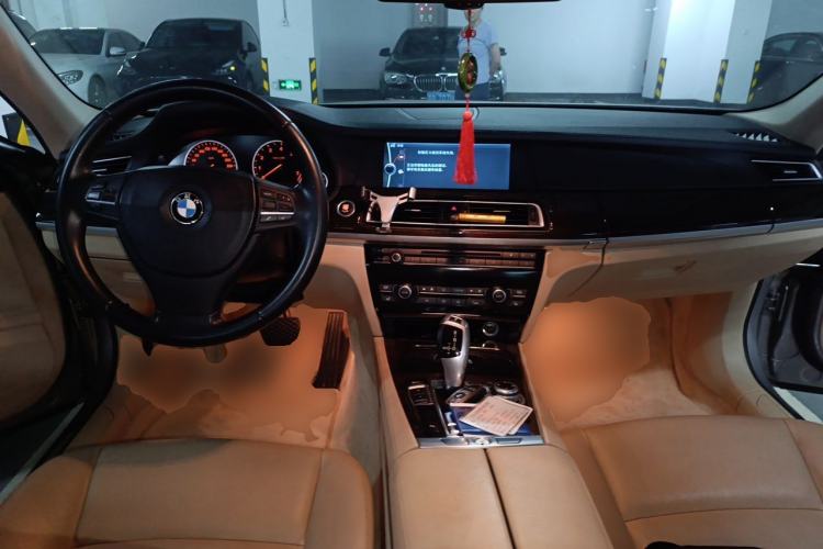 Used BMW 7 Series 2009 740Li Leading Model Center Console