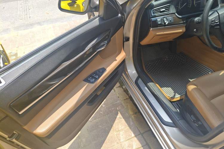Used BMW 7 Series 2009 740Li Leading Model Driver Seat