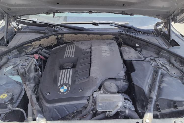 Used BMW 7 Series 2009 730Li Leading Model Engine Bay