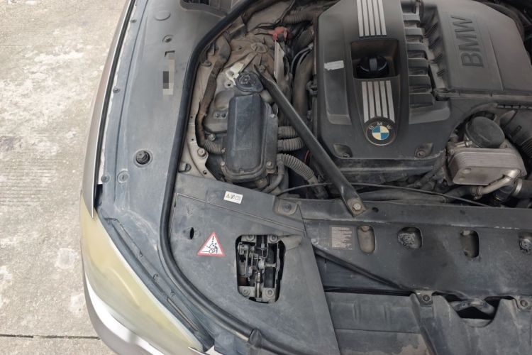 Used BMW 7 Series 2009 740Li Luxury Model Engine Bay Right