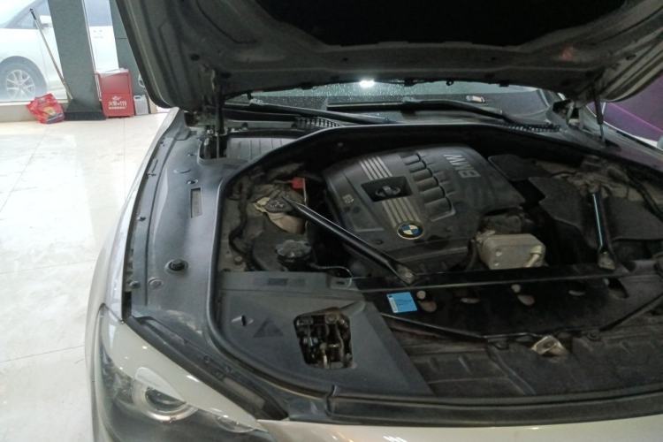 Used BMW 7 Series 2009 730Li Luxury Model Engine Bay Right