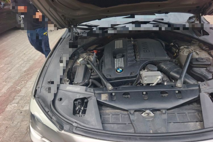 Used BMW 7 Series 2009 740Li Leading Model Engine Bay Right