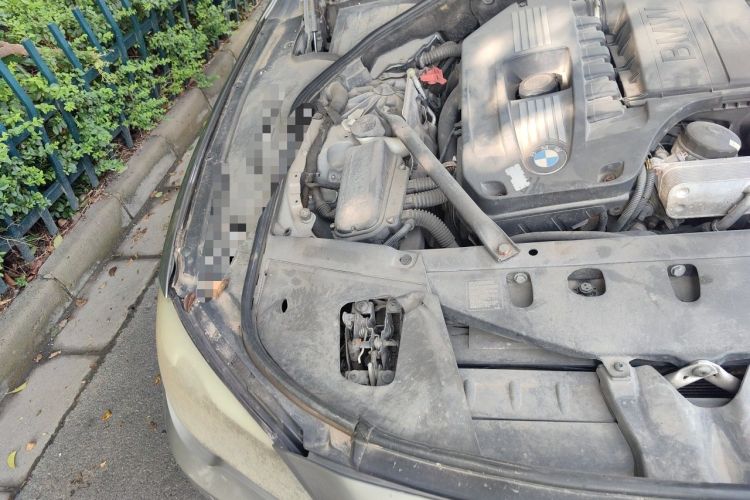Used BMW 7 Series 2009 740Li Leading Model Engine Bay Right