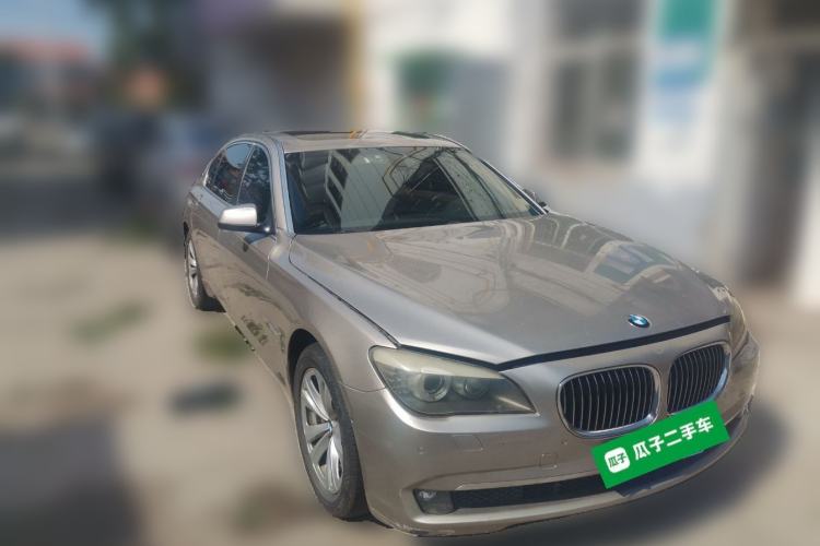Used BMW 7 Series 2009 730Li Luxury Model Front Right 45 Deg
