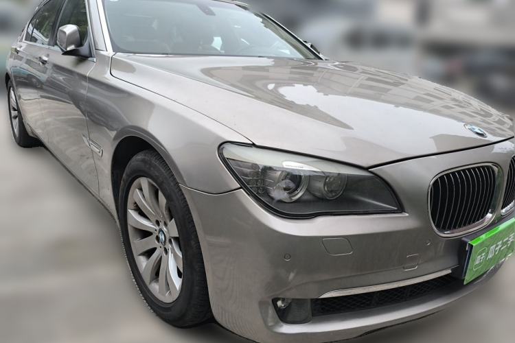 Used BMW 7 Series 2009 740Li Leading Model Front Right 45 Deg