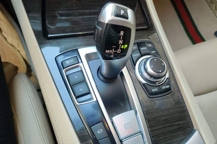 Used BMW 7 Series 2009 730Li Luxury Model Gear Lever
