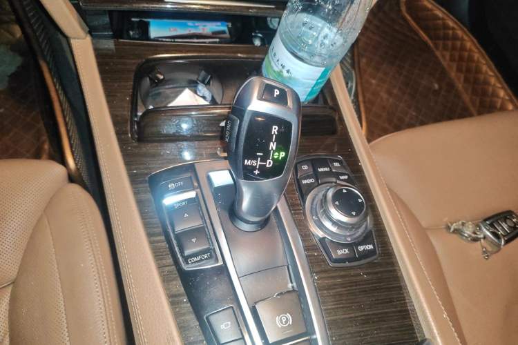 Used BMW 7 Series 2009 740Li Luxury Model Gear Lever