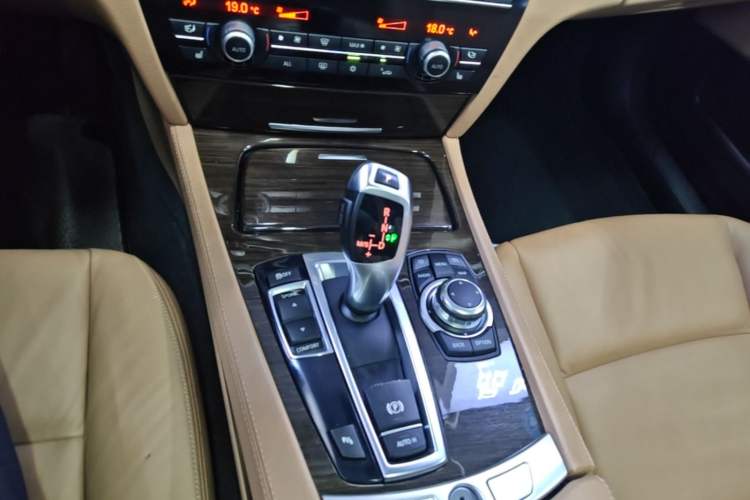 Used BMW 7 Series 2009 730Li Leading Model Gear Lever