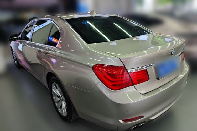 Used BMW 7 Series 2009 730Li Leading Model Rear Left 45 Deg
