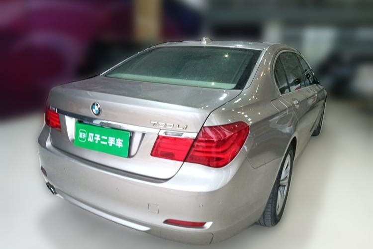 Used BMW 7 Series 2009 730Li Luxury Model Rear Right 45 Deg