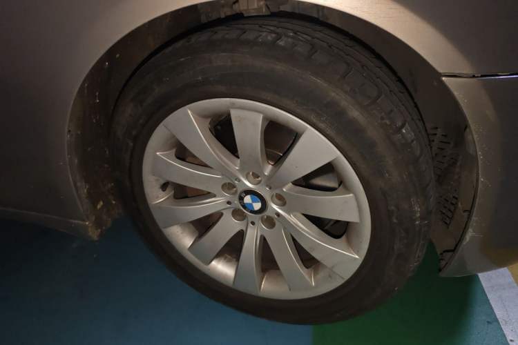 Used BMW 7 Series 2009 740Li Leading Model Right Front Wheel Hub