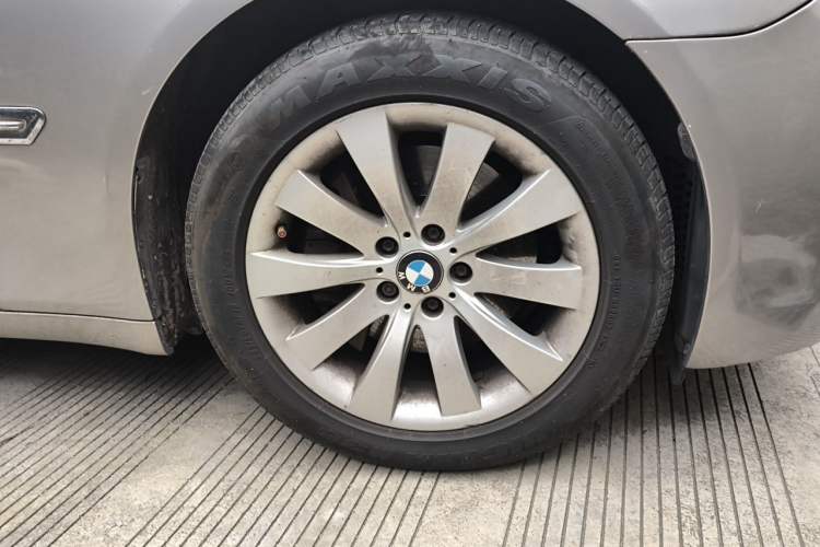 Used BMW 7 Series 2009 740Li Leading Model Right Front Wheel Hub