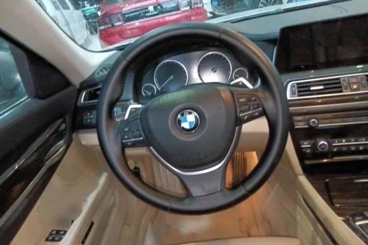 Used BMW 7 Series 2009 730Li Luxury Model Steering Wheel