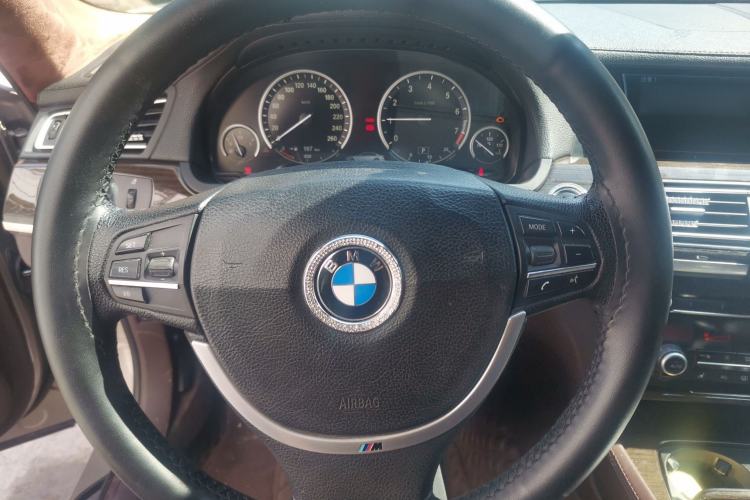 Used BMW 7 Series 2009 730Li Luxury Model Steering Wheel