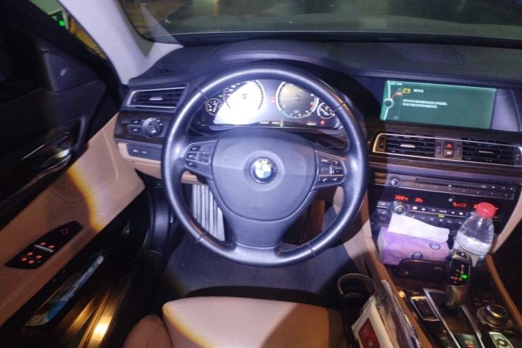 Used BMW 7 Series 2009 740Li Luxury Model Steering Wheel