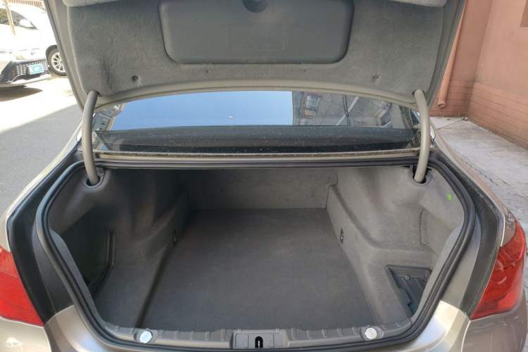 Used BMW 7 Series 2009 730Li Luxury Model Trunk